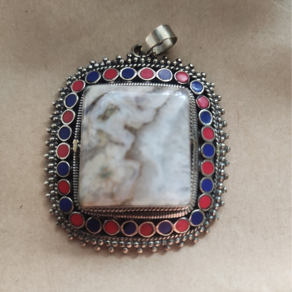 Vintage Himalayan Tribal Silver Crazy Lace Agate Pendant Necklace